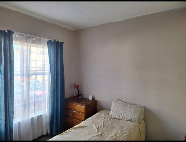 2 BEDROOM TOWNHOUSE FOR SALE IN BRENTHURST